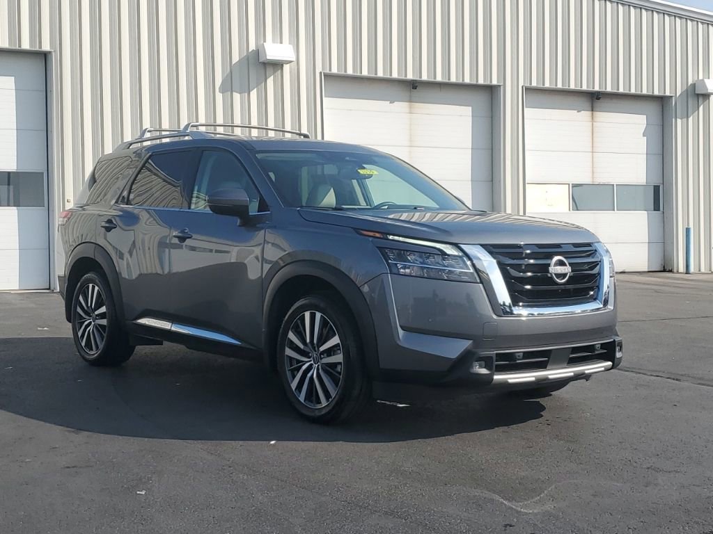 Used 2022 Nissan Pathfinder Platinum