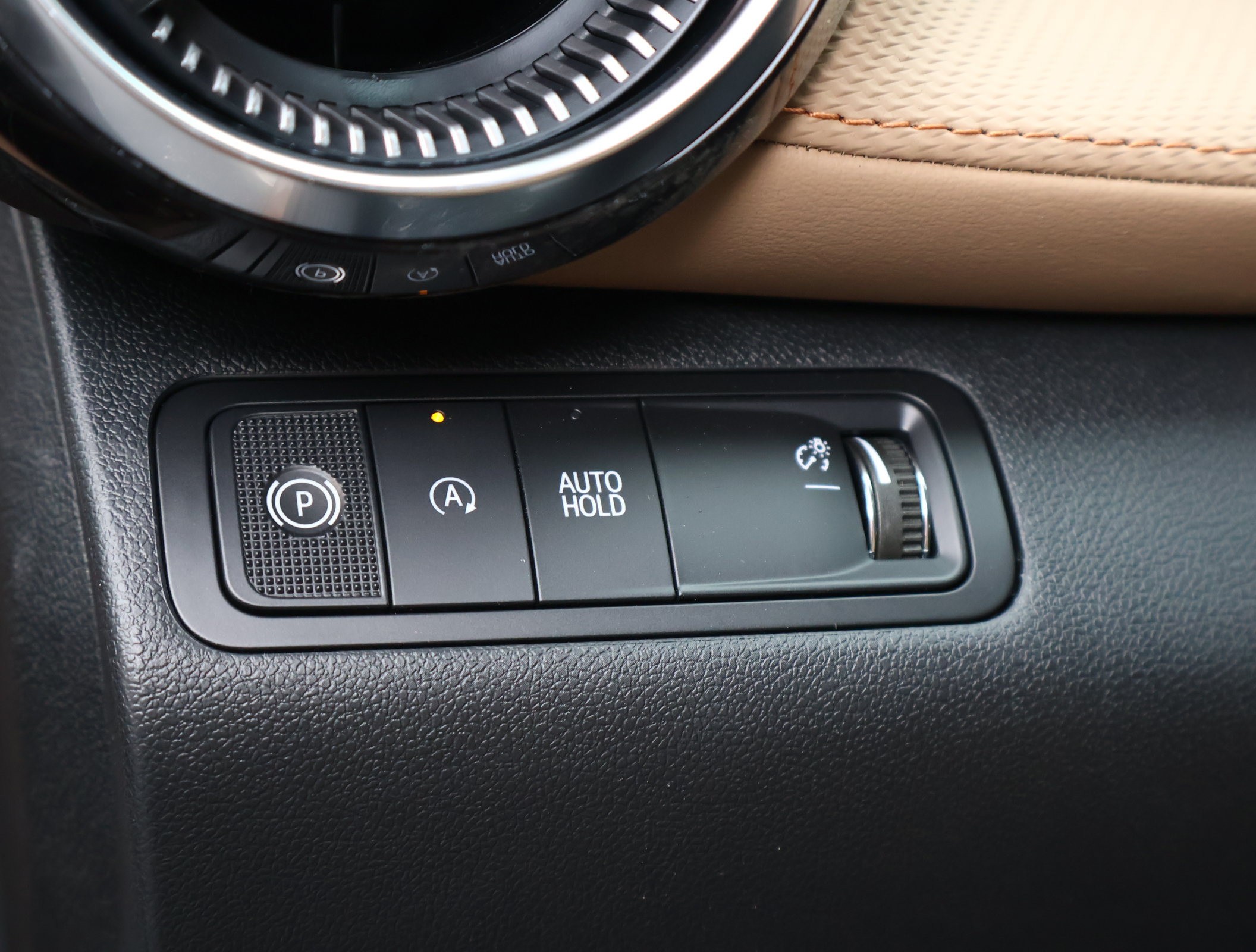 New 2027 Chevrolet Equinox ACTIV w/ Safety and Technology Package FWD image 11