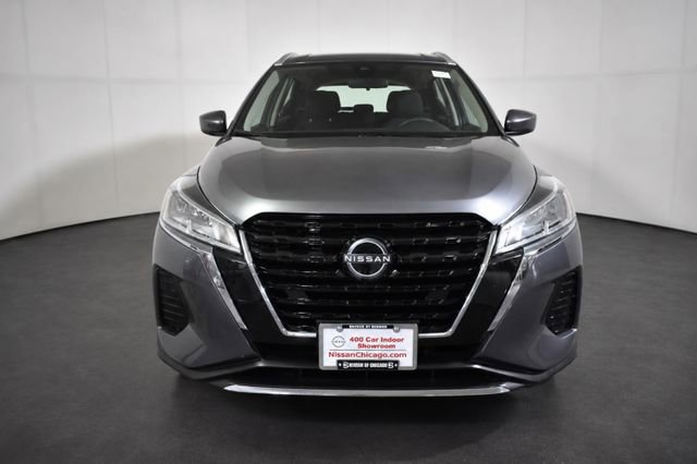 Certified 2023 Nissan Kicks SV FWD image 2