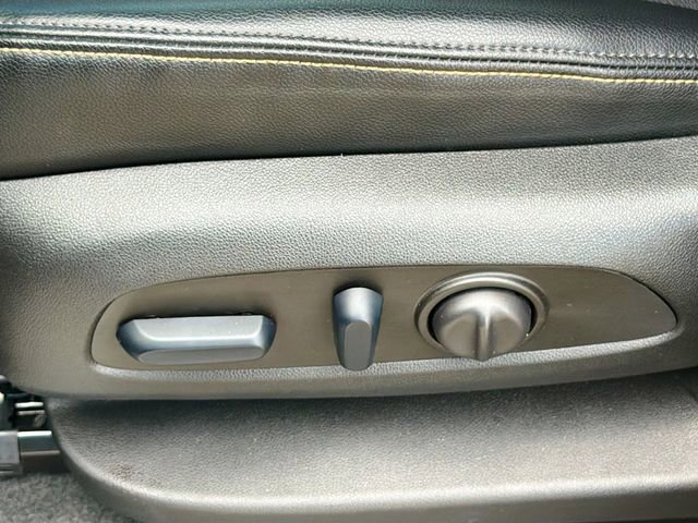 Used 2024 Chevrolet Equinox Premier FWD image 25