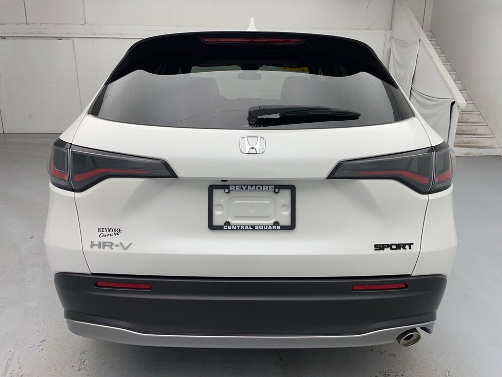 Used 2024 Honda HR-V Sport image 10
