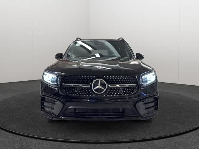Certified 2026 Mercedes-Benz GLB 250 4MATIC image 2