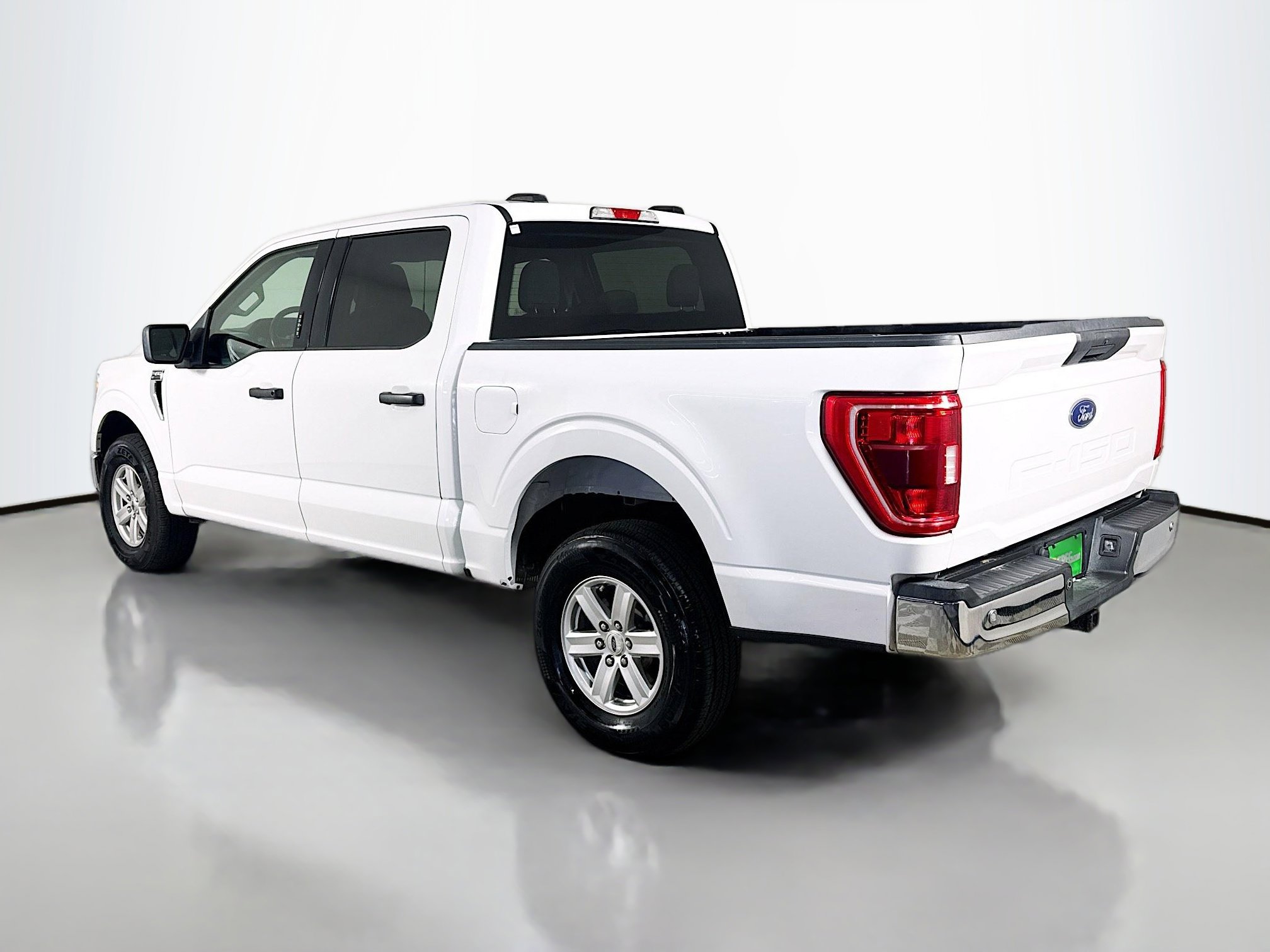 Used 2022 Ford F150 XLT w/ Equipment Group 301A Mid image 7