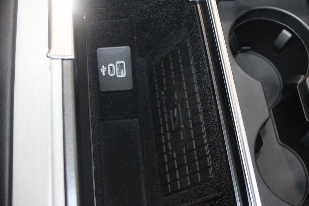 New 2025 Lincoln Navigator Reserve w/ Jet Appearance Package image 46