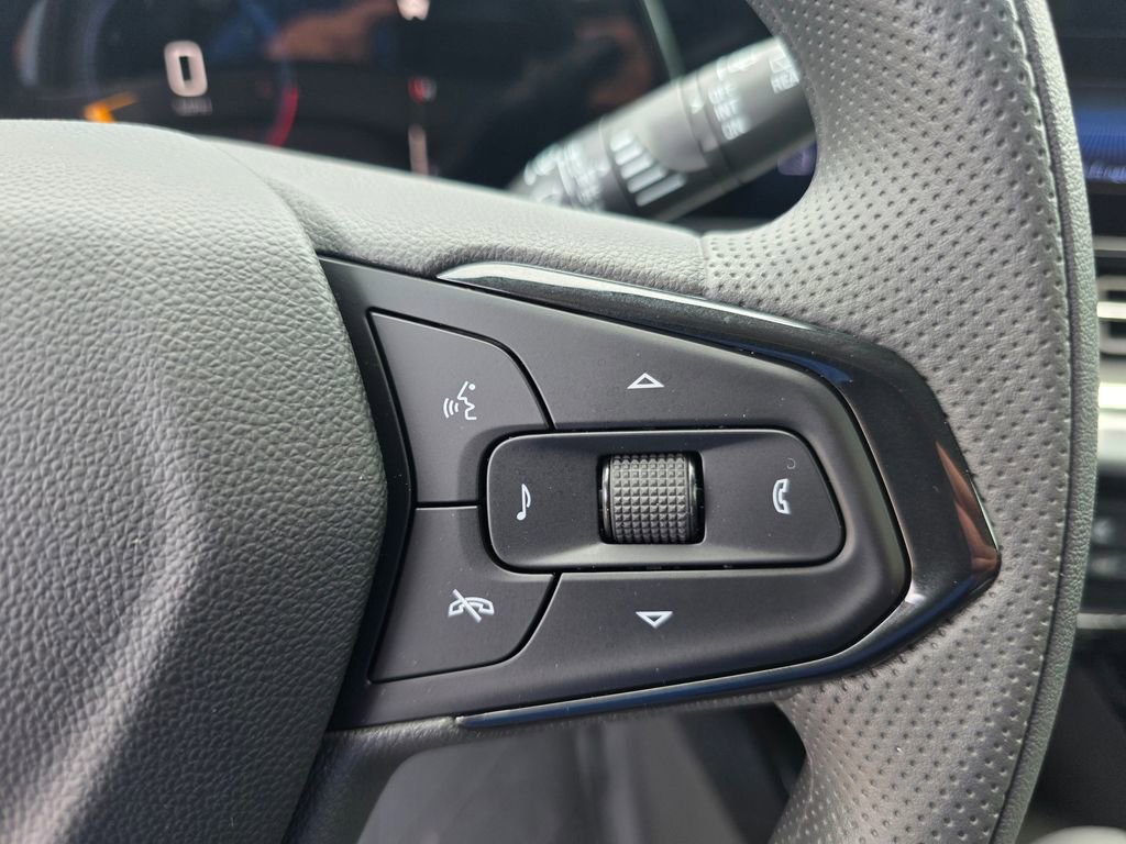 New 2026 Chevrolet Trax LT FWD image 20