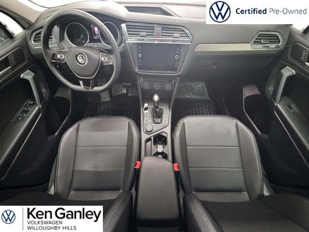 Used 2020 Volkswagen Tiguan SE w/ Panoramic Sunroof Package AWD/4WD image 17