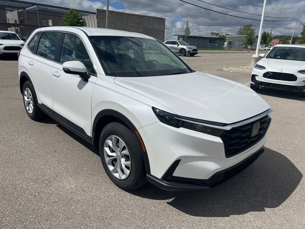 Used 2023 Honda CR-V LX image 5