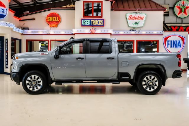 Used 2025 Chevrolet Silverado 2500 Custom w/ Custom Value Package AWD/4WD image 12