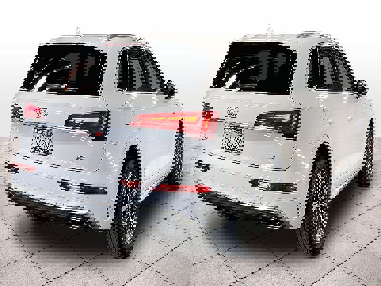 Used 2023 Audi Q5 2.0T Premium w/ Convenience Package image 14