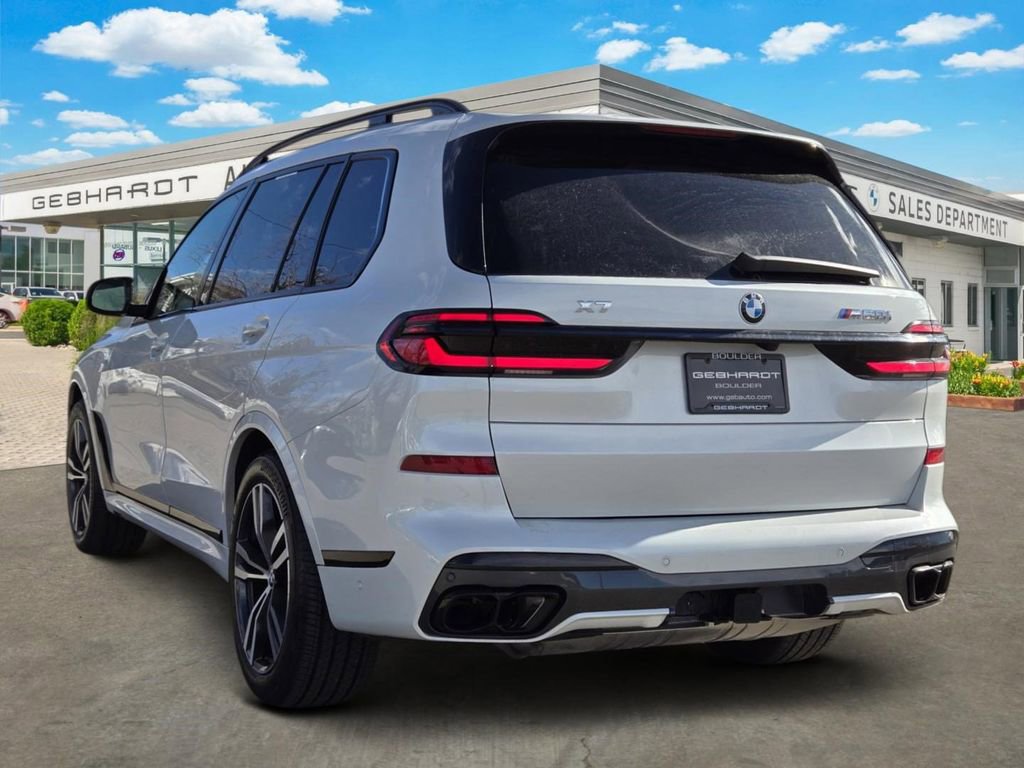 Certified 2025 BMW X7 M60i image 8