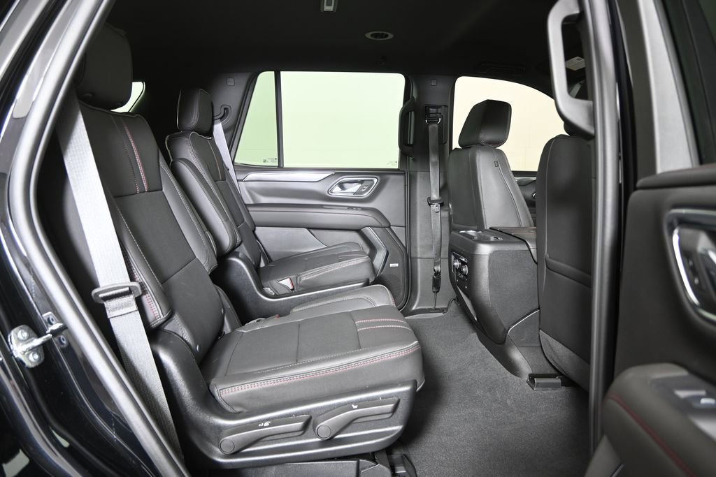 Used 2024 Chevrolet Tahoe RST w/ Luxury Package image 16