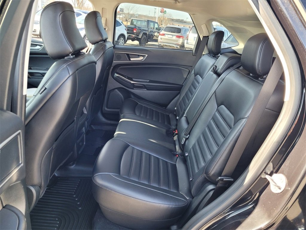 Used 2022 Ford Edge SEL image 6