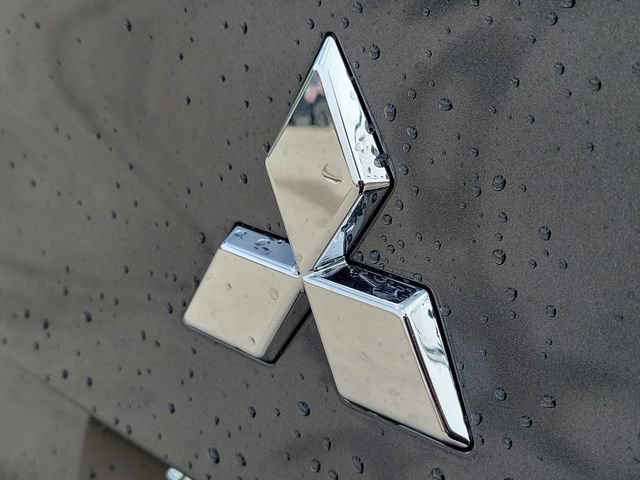 New 2026 Mitsubishi Outlander SE AWD/4WD image 8