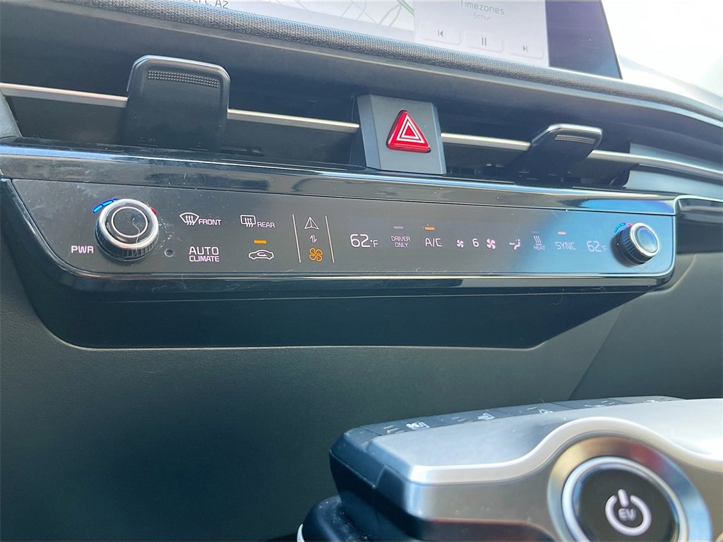 Used 2022 Kia EV6 Wind image 16