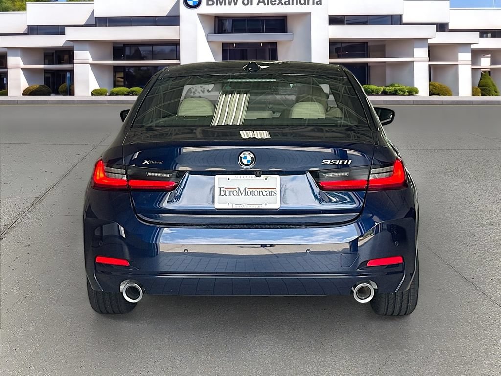 New 2026 BMW 330i xDrive Sedan w/ Premium Package AWD/4WD image 5