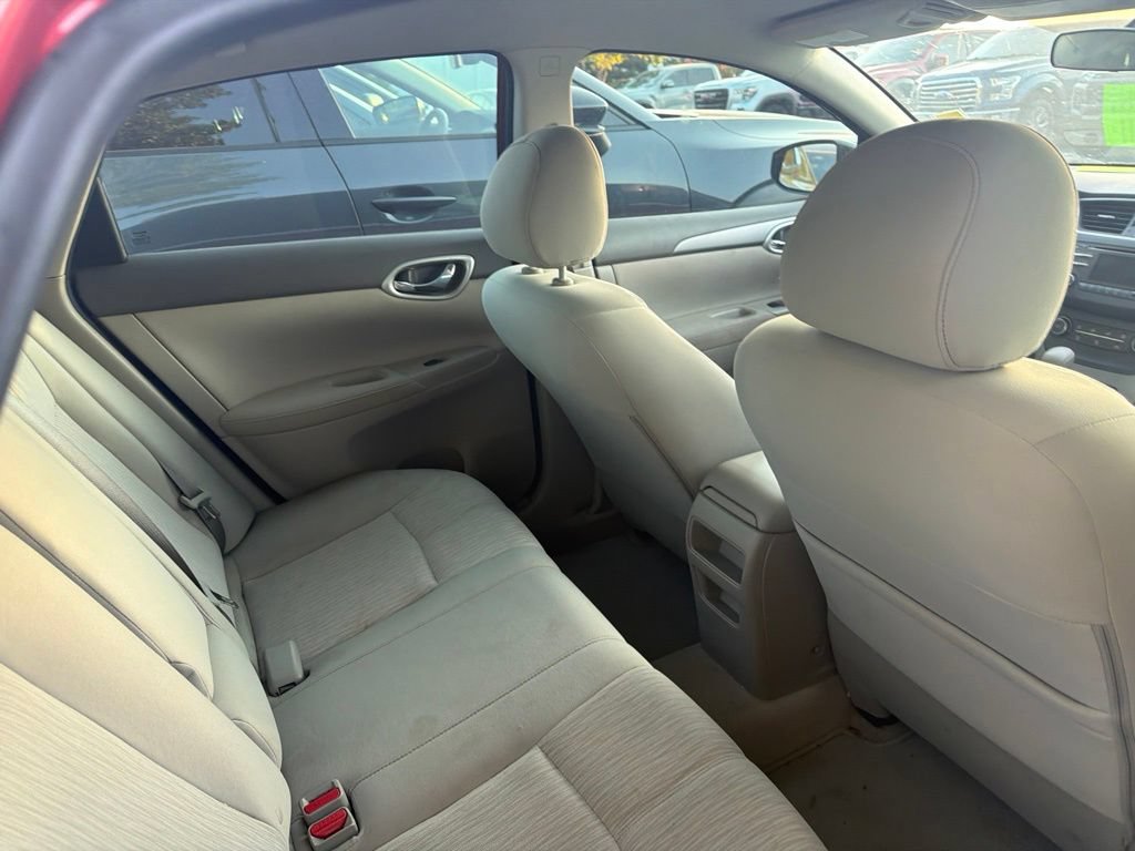 Used 2014 Nissan Sentra SV w/ SV Driver Package FWD image 4
