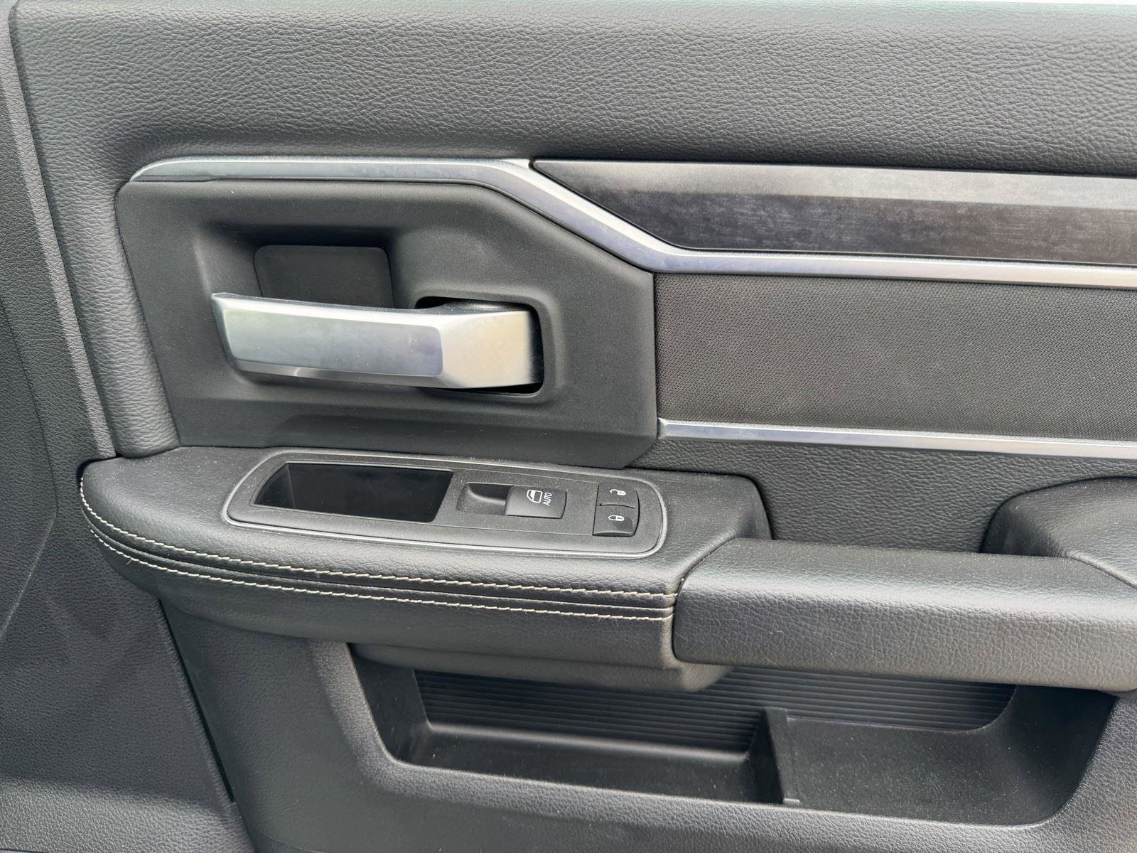 Used 2024 RAM 2500 Big Horn image 28