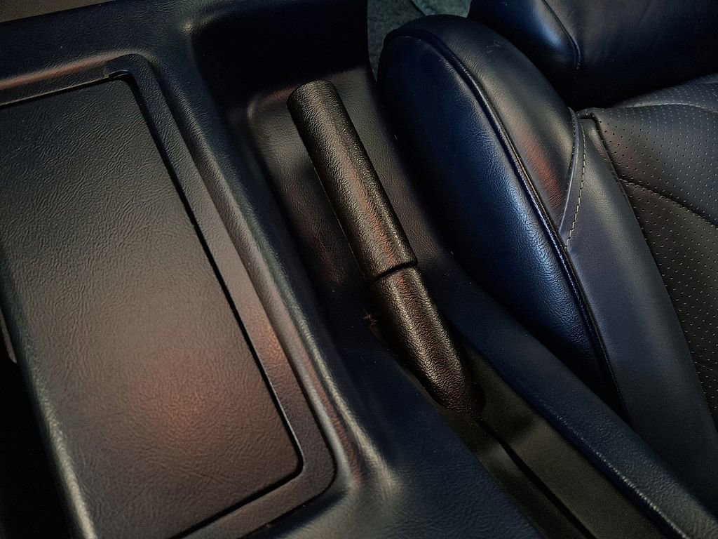 Used 1989 Ford Mustang LX image 22