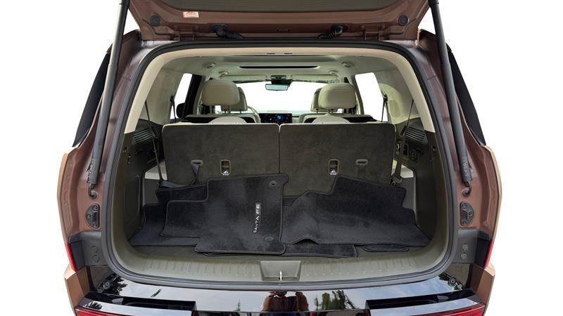 Used 2024 Hyundai Santa Fe Calligraphy FWD image 19
