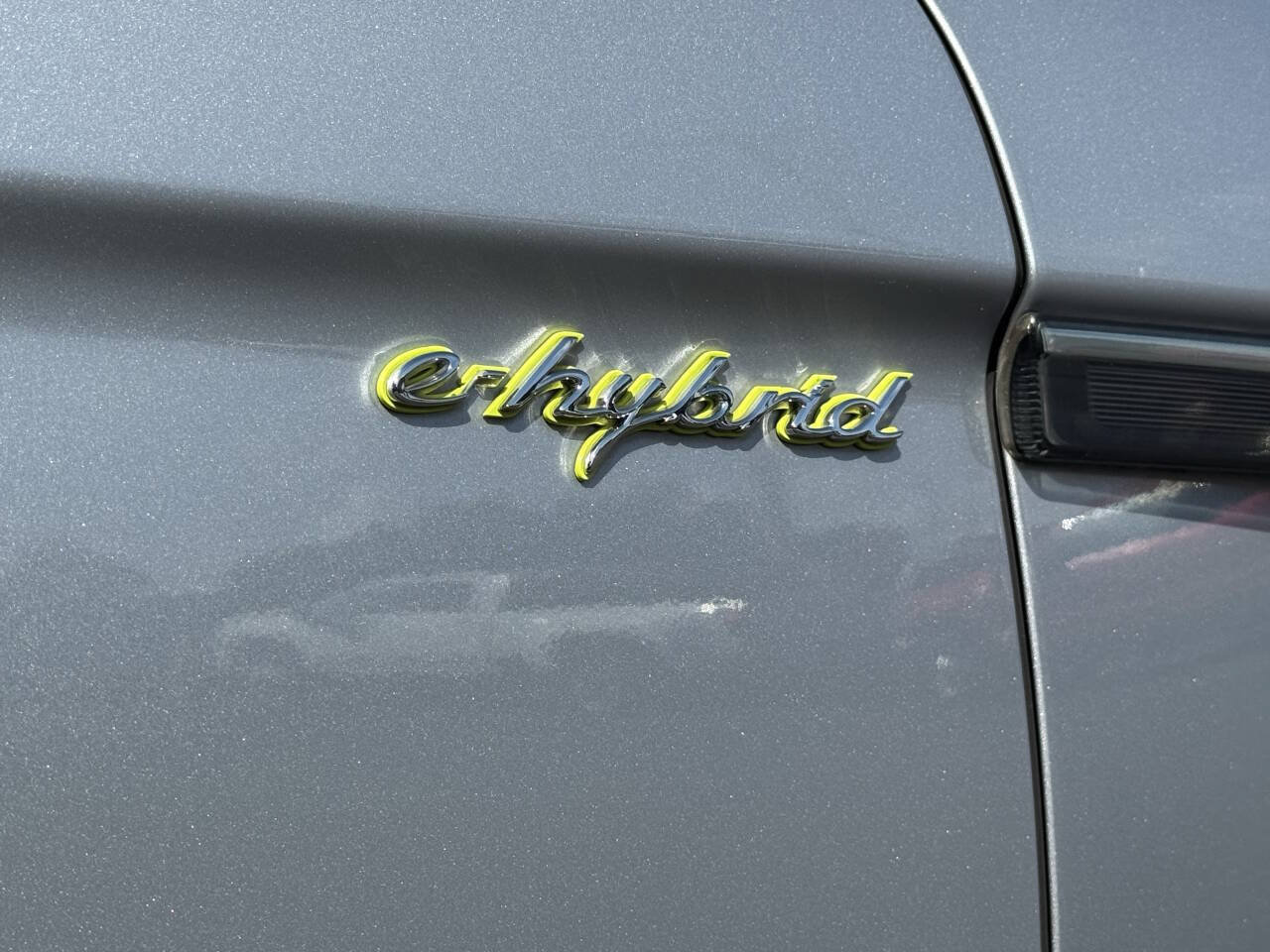 Used 2015 Porsche Panamera S RWD image 9