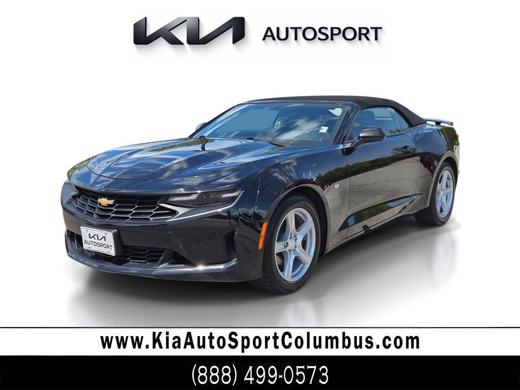 Used 2023 Chevrolet Camaro LT image 1