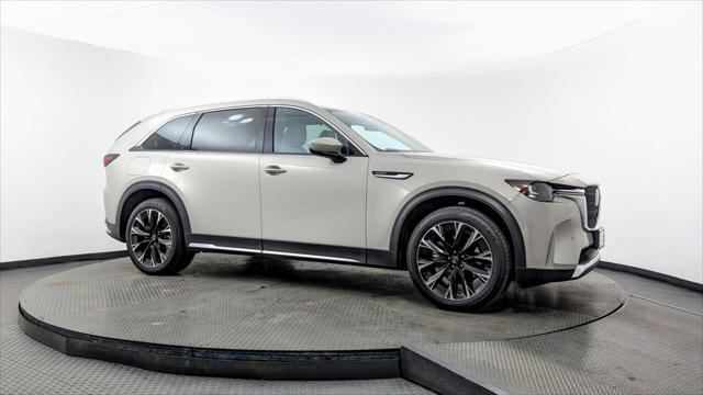 Used 2024 MAZDA CX-90 Plug-In Hybrid w/ Premium Pkg image 11