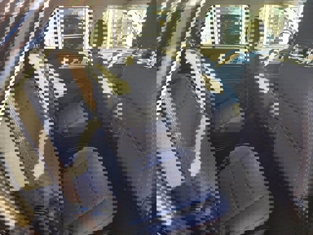 New 2026 Ford Explorer Active image 17