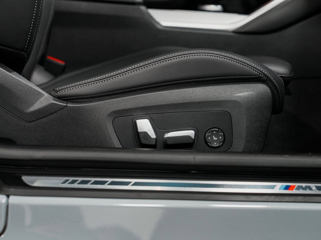 Used 2024 BMW 440i xDrive Coupe w/ Premium Package image 35