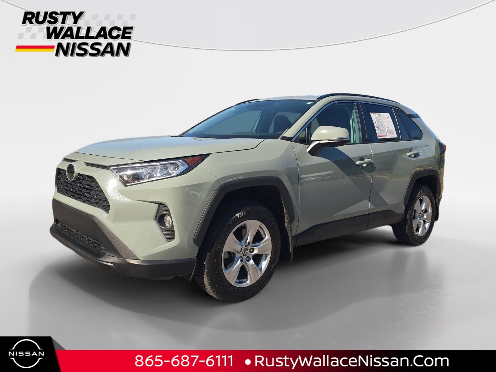 Used 2021 Toyota RAV4 XLE w/ Convenience Package AWD/4WD image 1