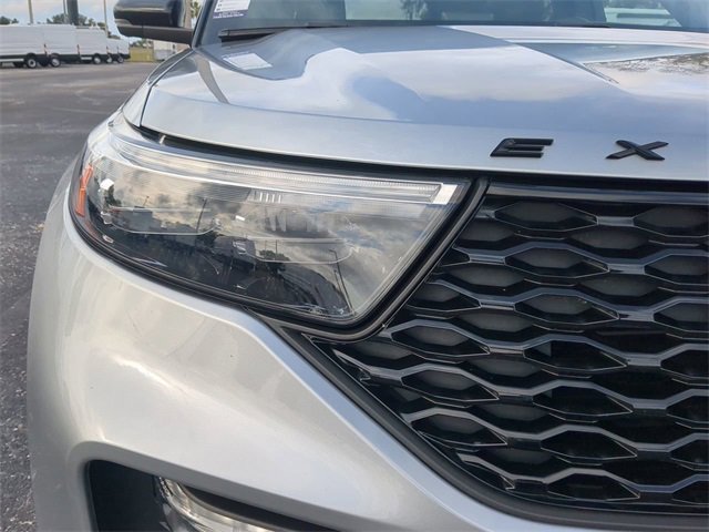 Used 2020 Ford Explorer ST w/ ST Street Pack image 10