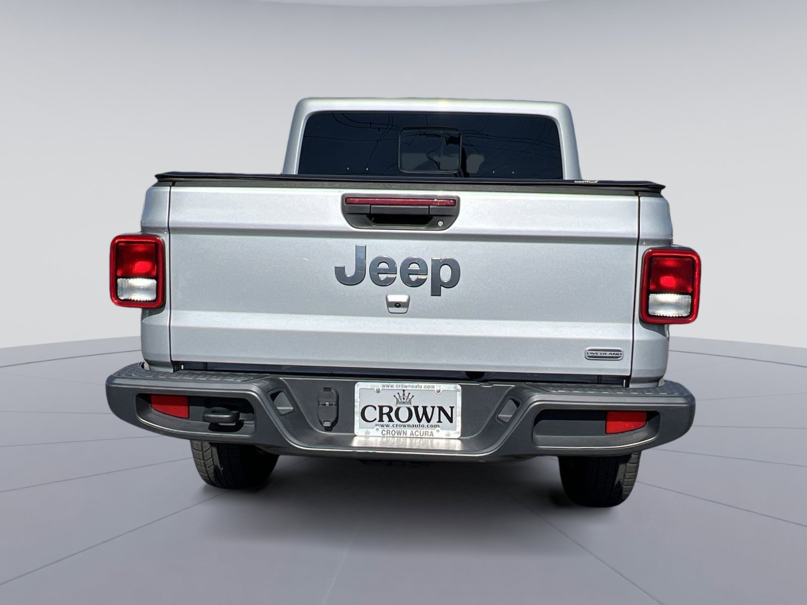 Used 2023 Jeep Gladiator Overland image 8