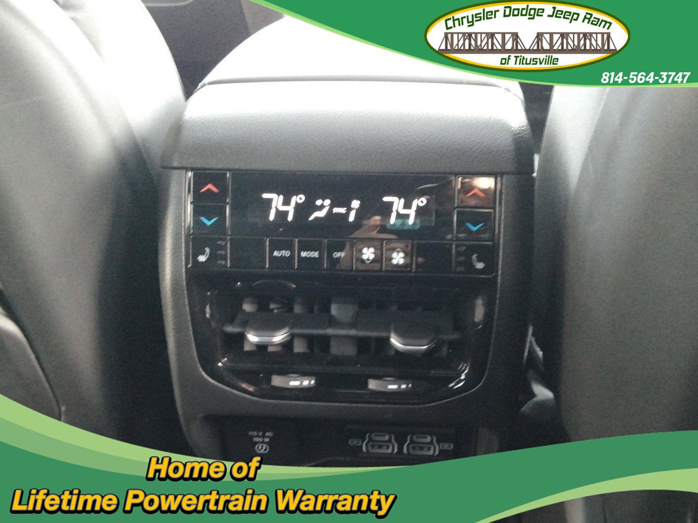 Used 2022 Jeep Grand Cherokee Overland w/ Luxury Tech Group IV image 31