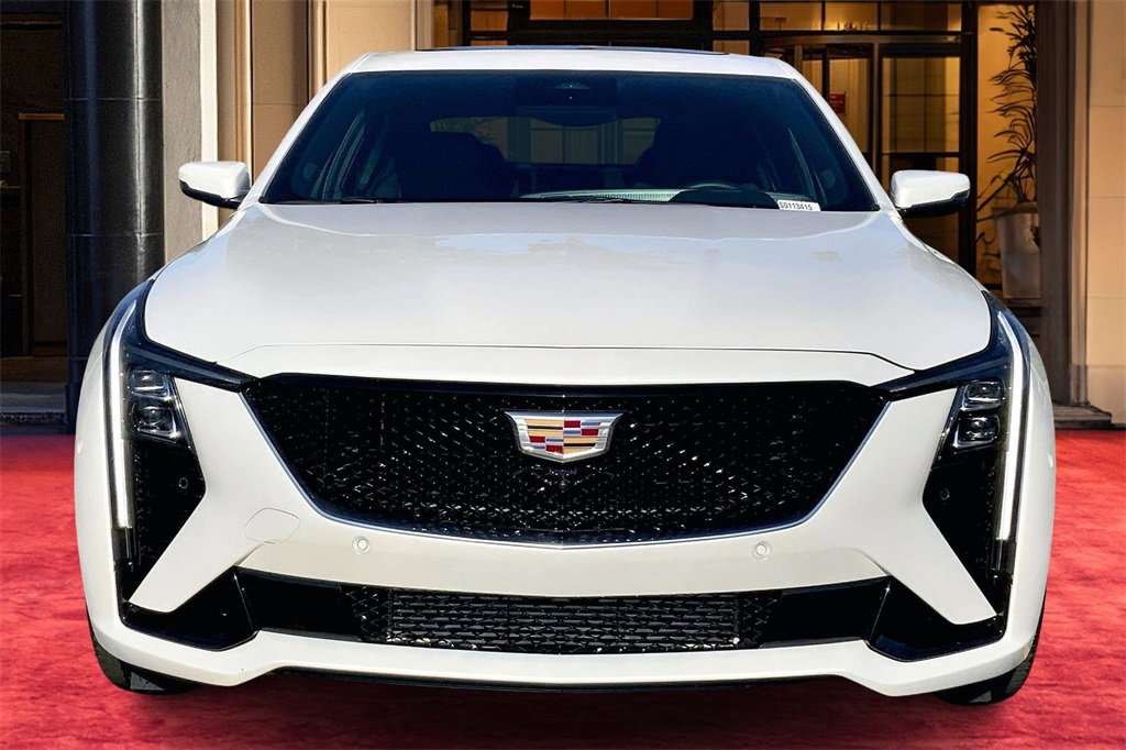 Used 2025 Cadillac CT5 Sport image 3