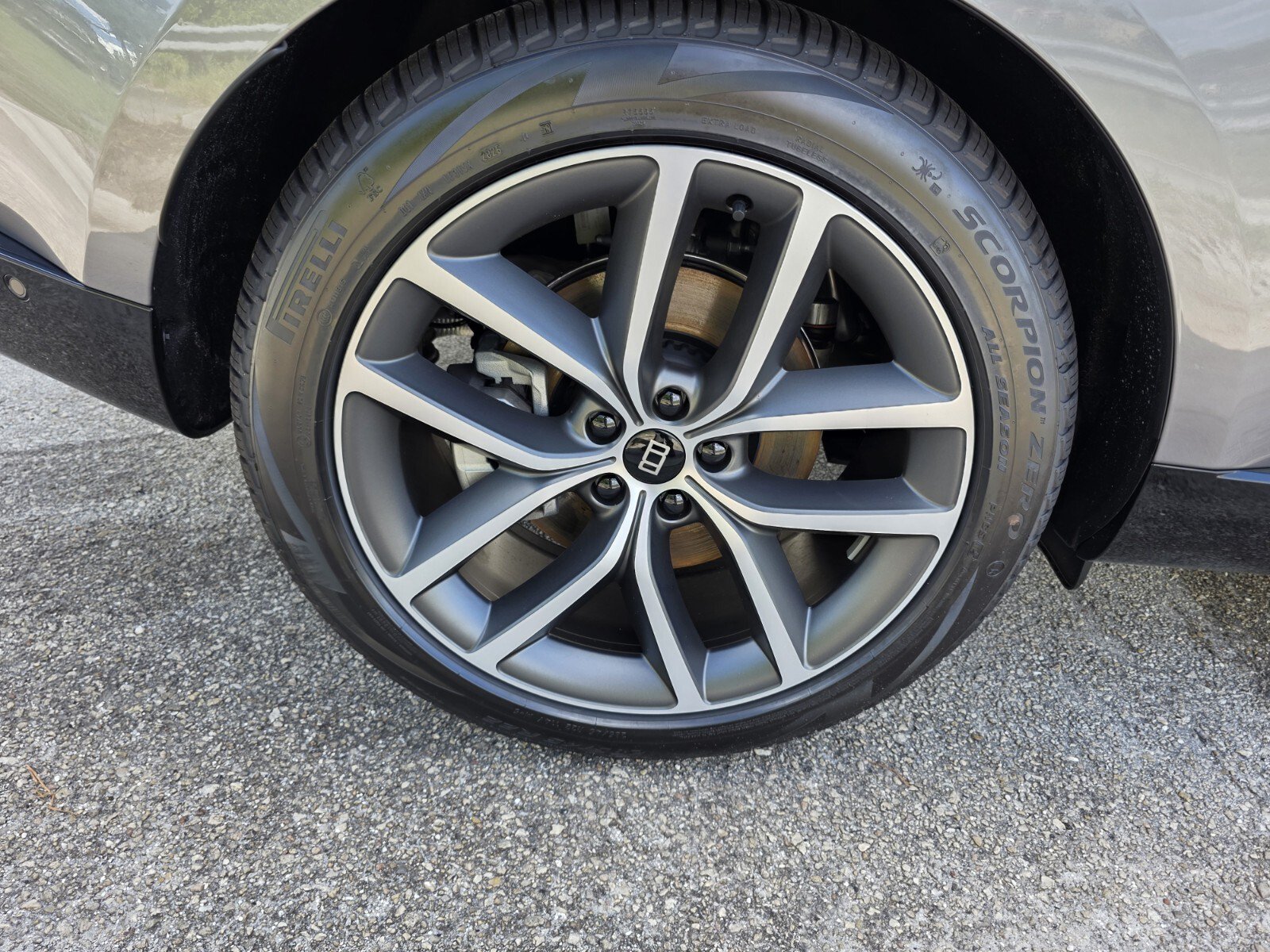 New 2027 Land Rover Range Rover SE AWD/4WD image 9