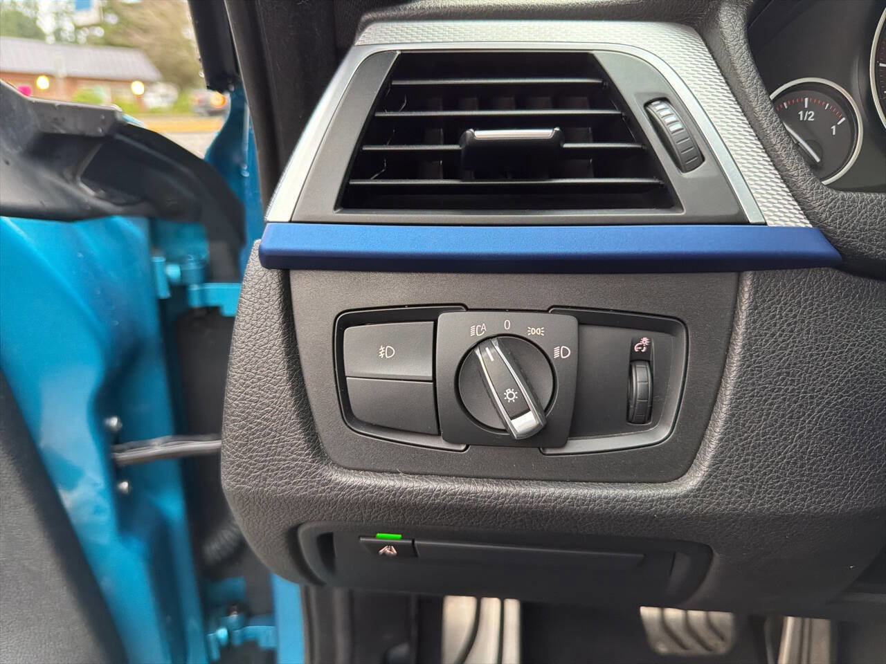 Used 2019 BMW 440i Coupe w/ M Sport Package image 34