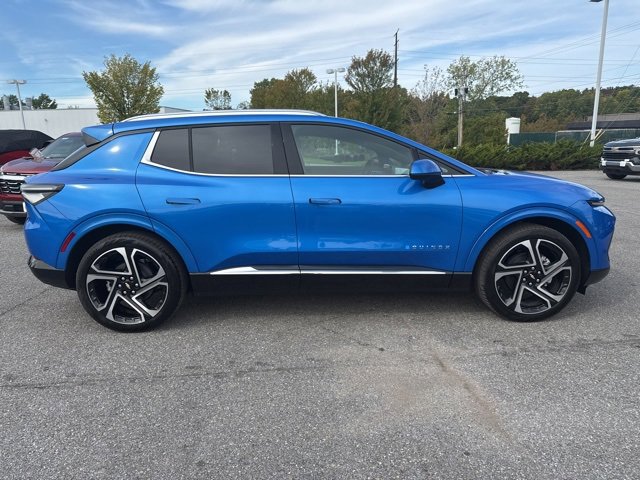 New 2025 Chevrolet Equinox EV LT w/ Convenience Package II image 7