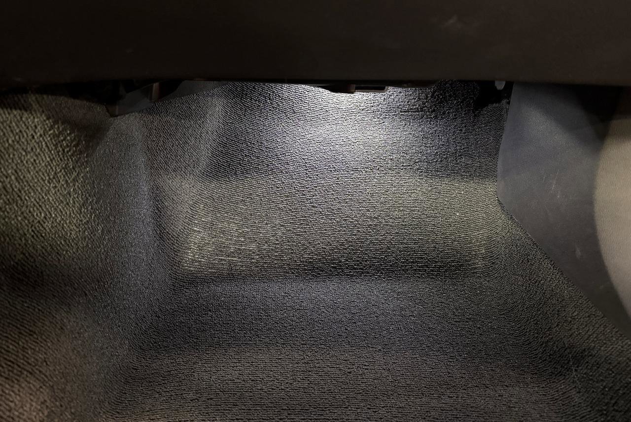 Used 2018 Chevrolet Corvette Stingray Convertible w/ 3LT Preferred Equipment Group image 85