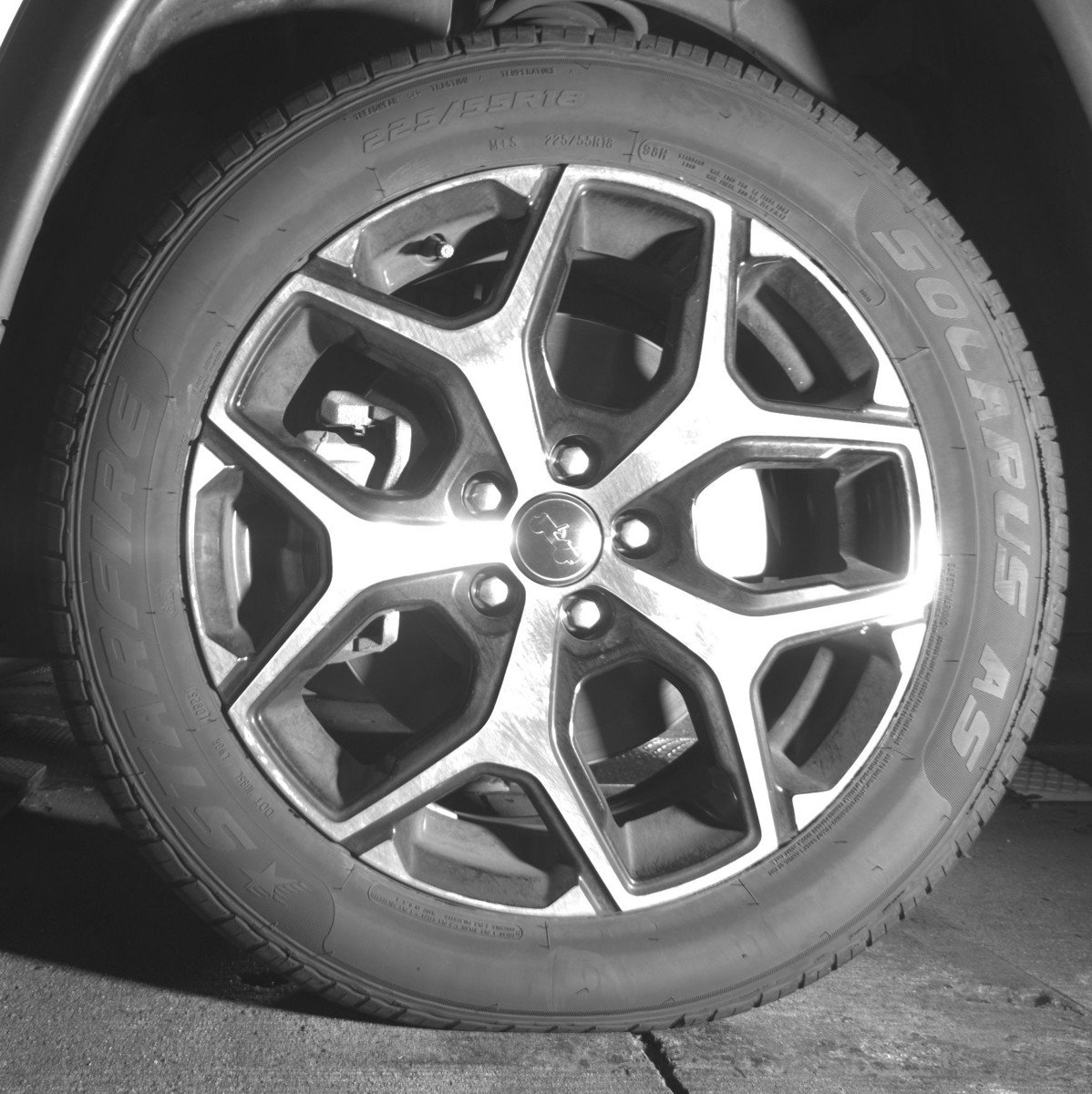 Used 2025 Jeep Compass Limited image 12