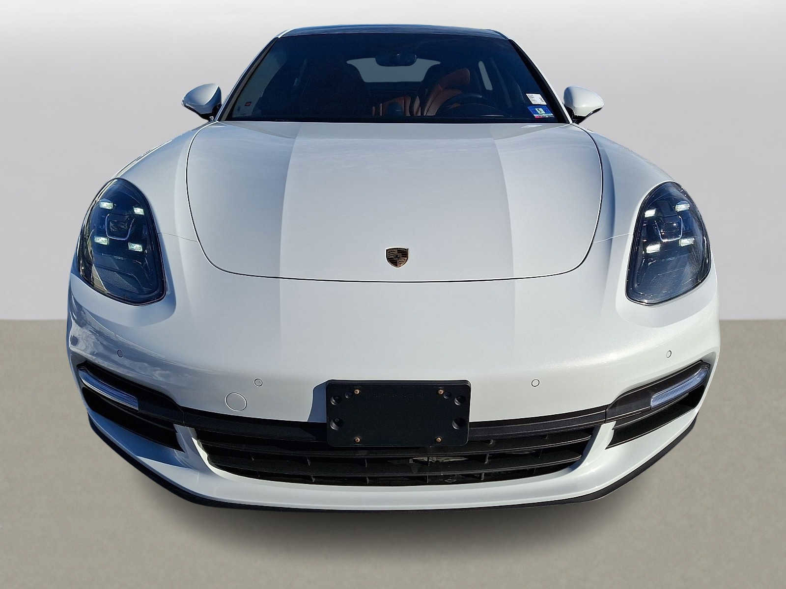 Used 2018 Porsche Panamera 4 image 2