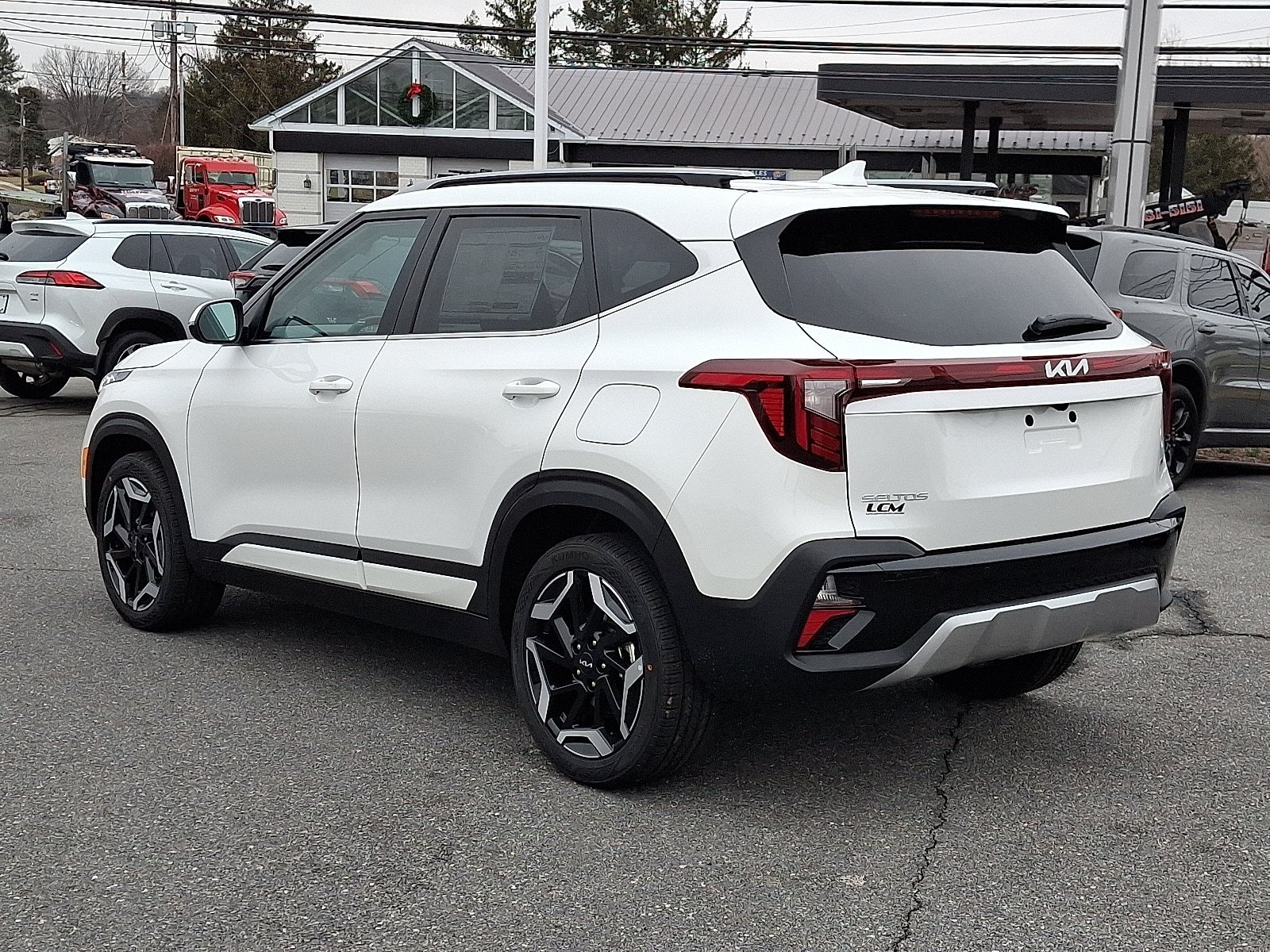 New 2026 Kia Seltos SX w/ SX Sunroof Package AWD/4WD image 4