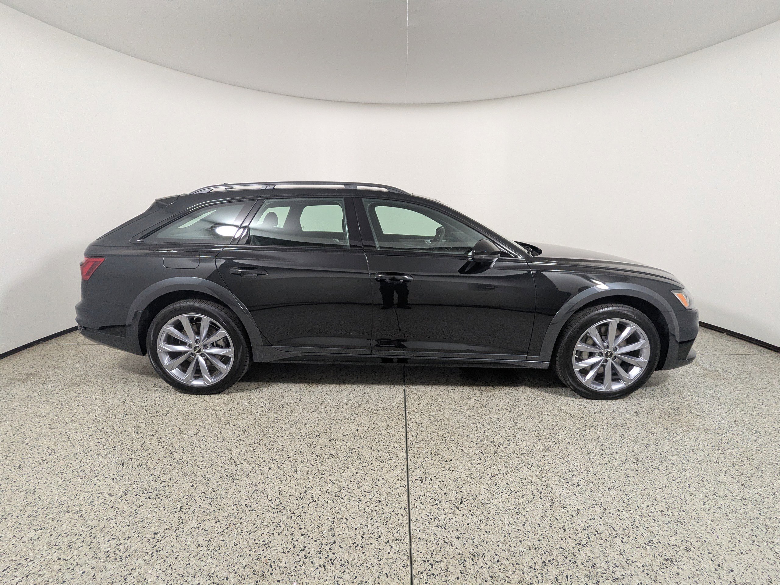 New 2025 Audi A6 Premium Plus image 8