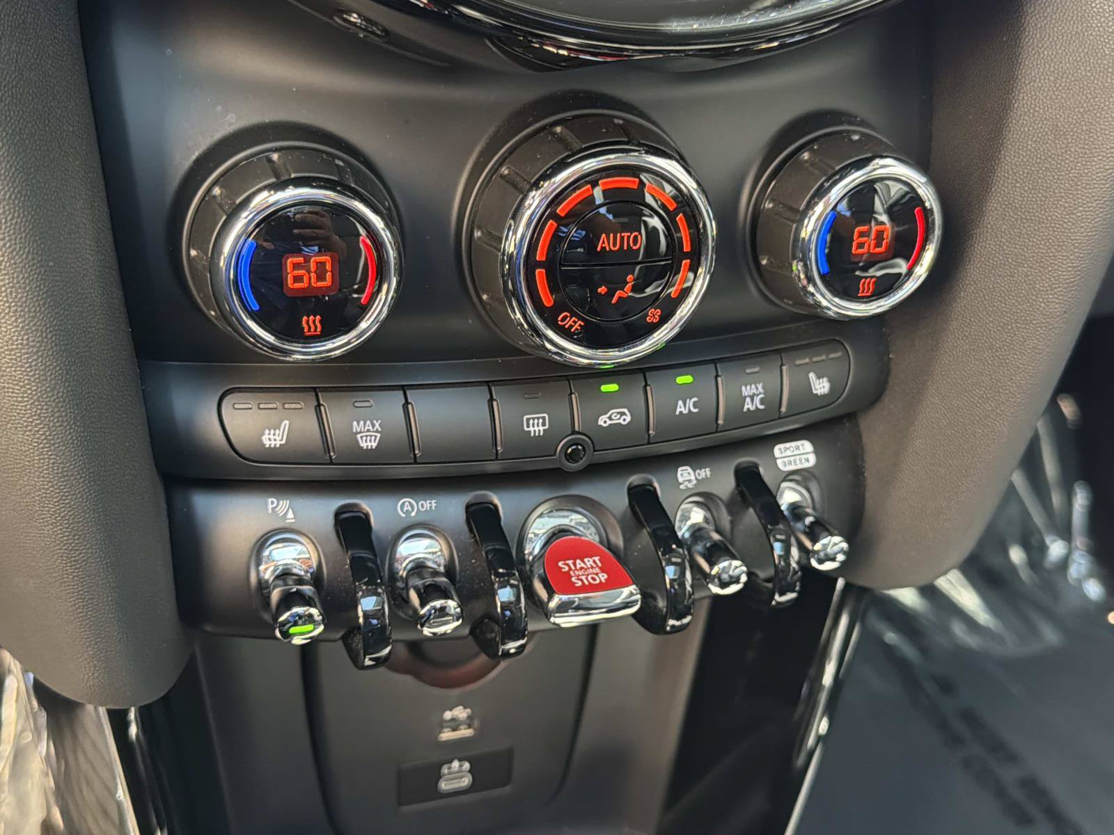 Used 2024 MINI Cooper John Cooper Works FWD image 22