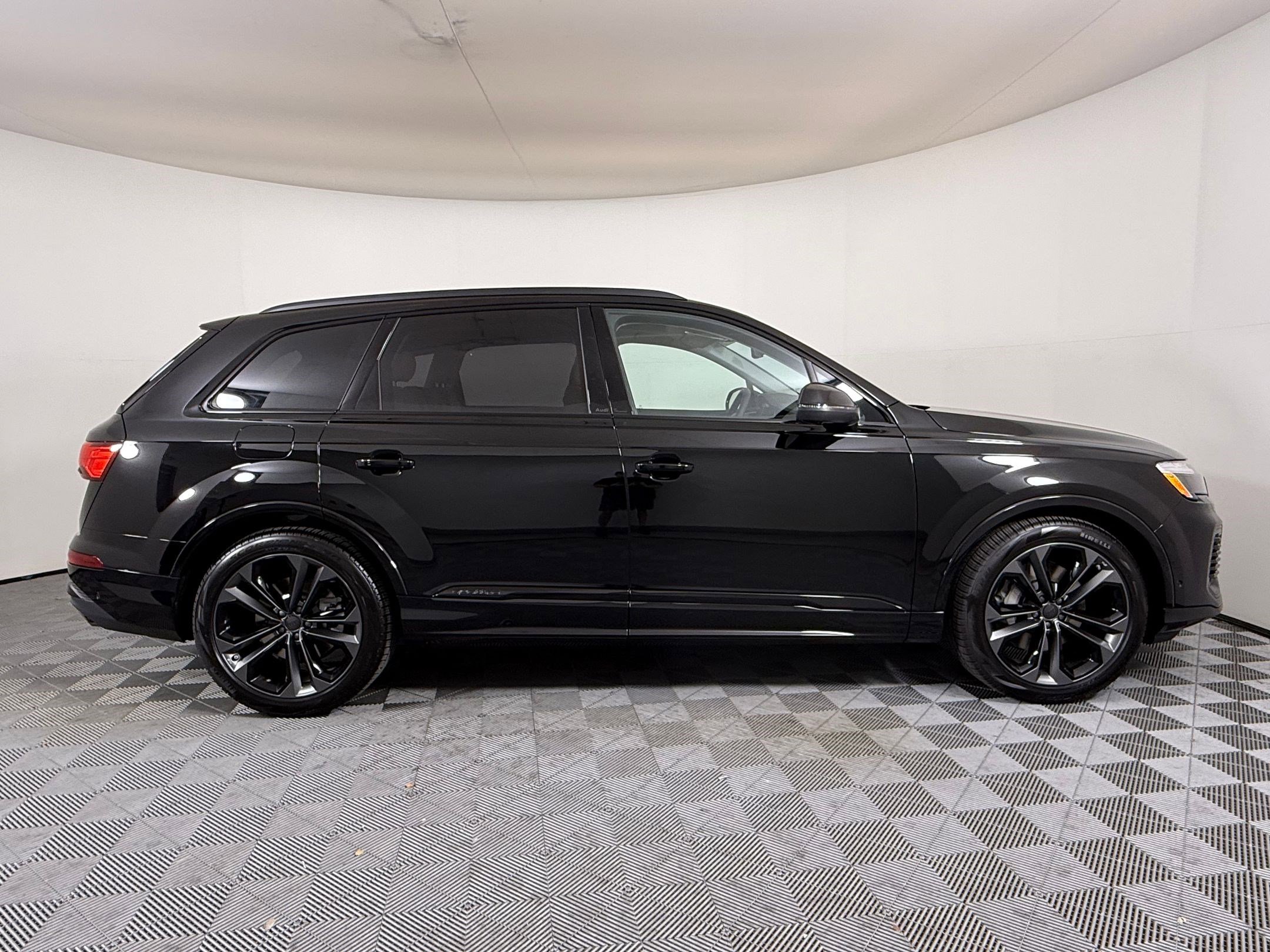 New 2026 Audi Q7 3.0T Premium Plus image 8