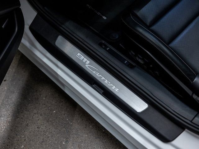 Certified 2025 Porsche 911 Carrera RWD image 24