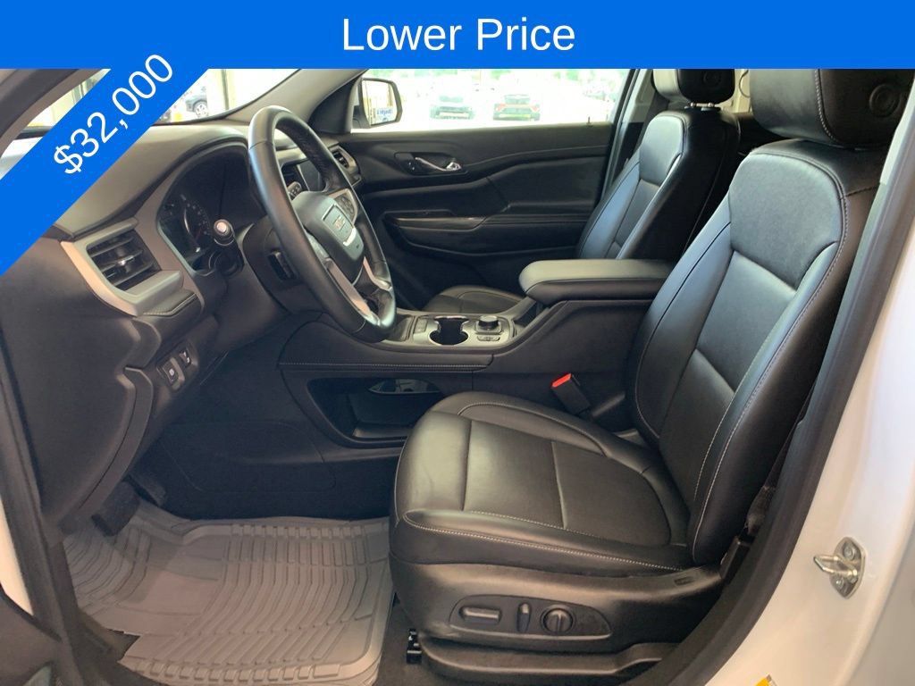 Used 2023 GMC Acadia SLT AWD/4WD image 3