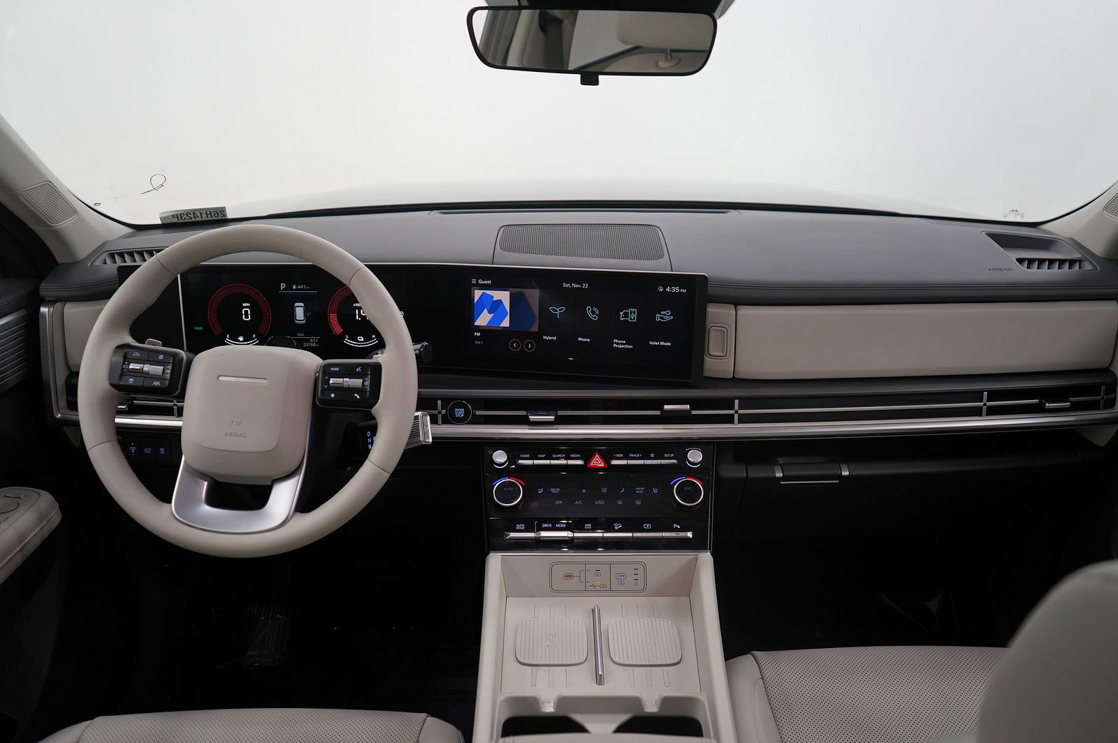 Used 2025 Hyundai Santa Fe SEL image 14