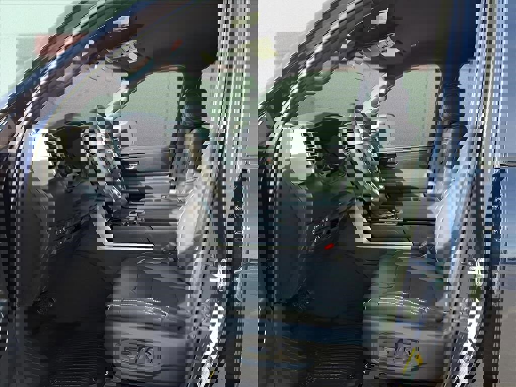 New 2026 Toyota Tundra SR5 image 12