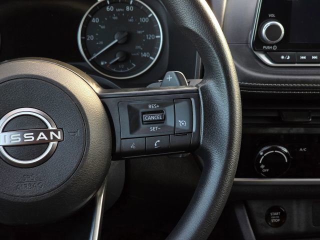 Used 2024 Nissan Rogue S image 22