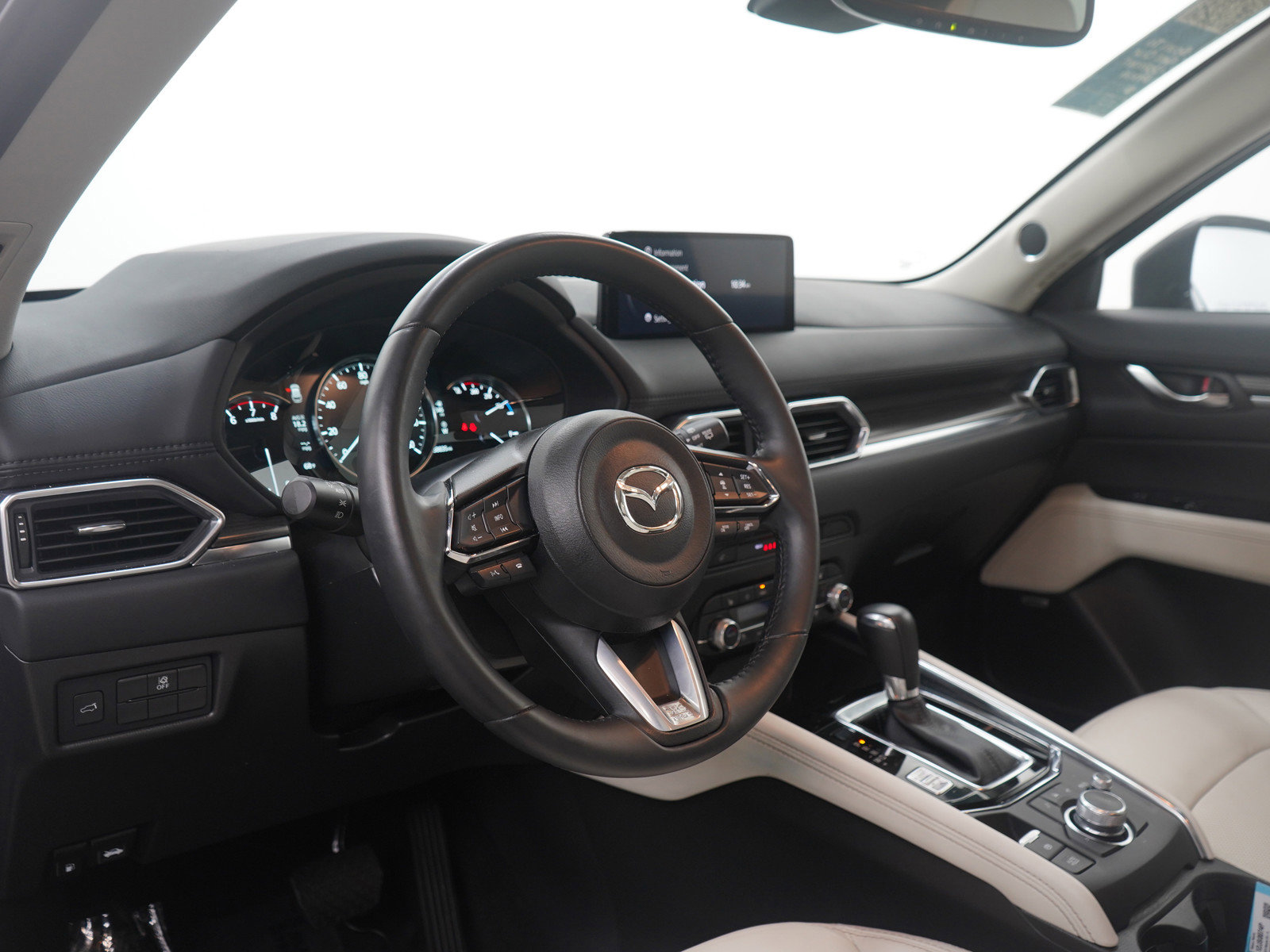 Used 2023 MAZDA CX-5 AWD 2.5 S w/ Premium Plus Pkg image 17