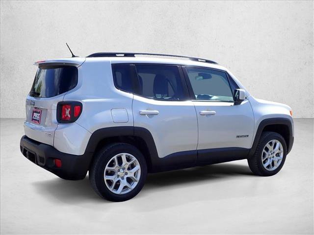 Used 2015 Jeep Renegade Latitude AWD/4WD video 4